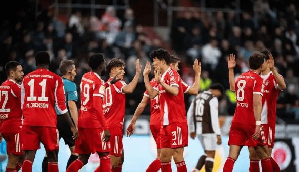 德甲提前夺冠倒计时！拜仁狂刷 105 球 下轮赢球就锁第 35 冠